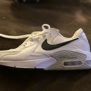 Black, white and gray women’s air max.